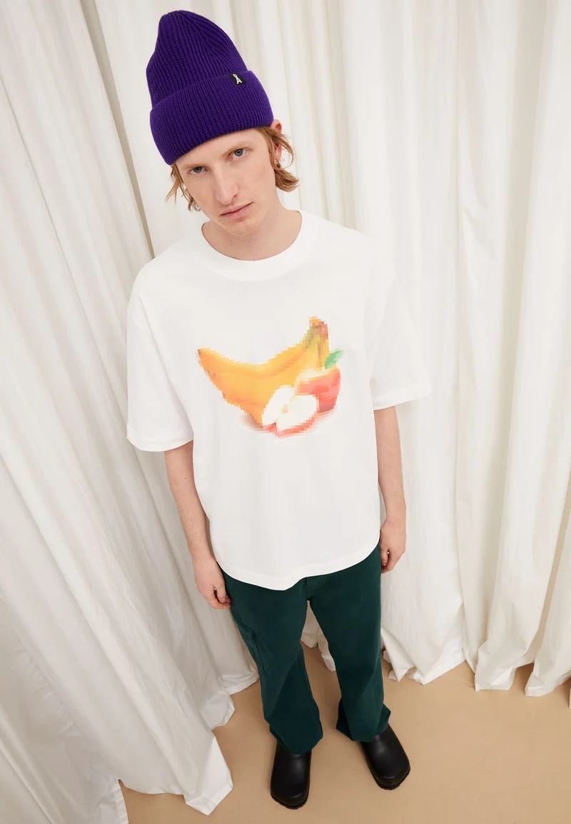 OLAAN PIXXEL FRUITS | white
