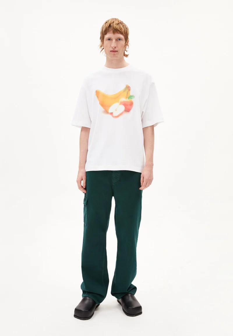 OLAAN PIXXEL FRUITS | white
