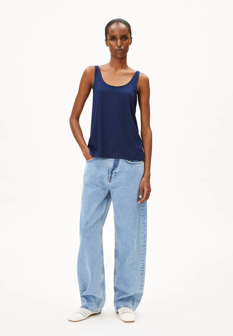 ASHRAANI SOLID | blue noon