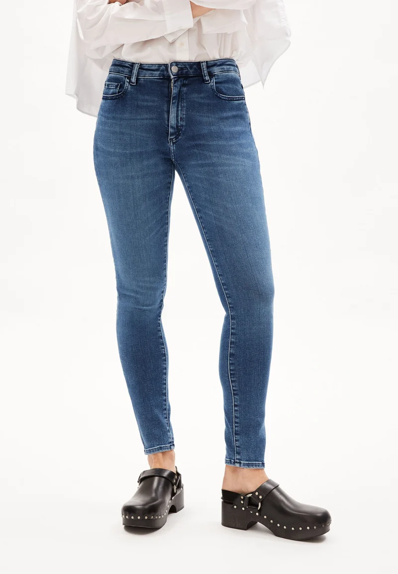 TILLAA X STRETCH | galaxy blue