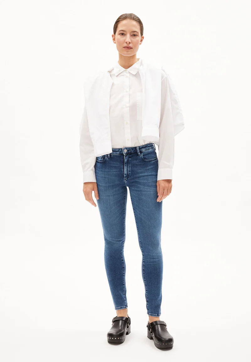 TILLAA X STRETCH | galaxy blue