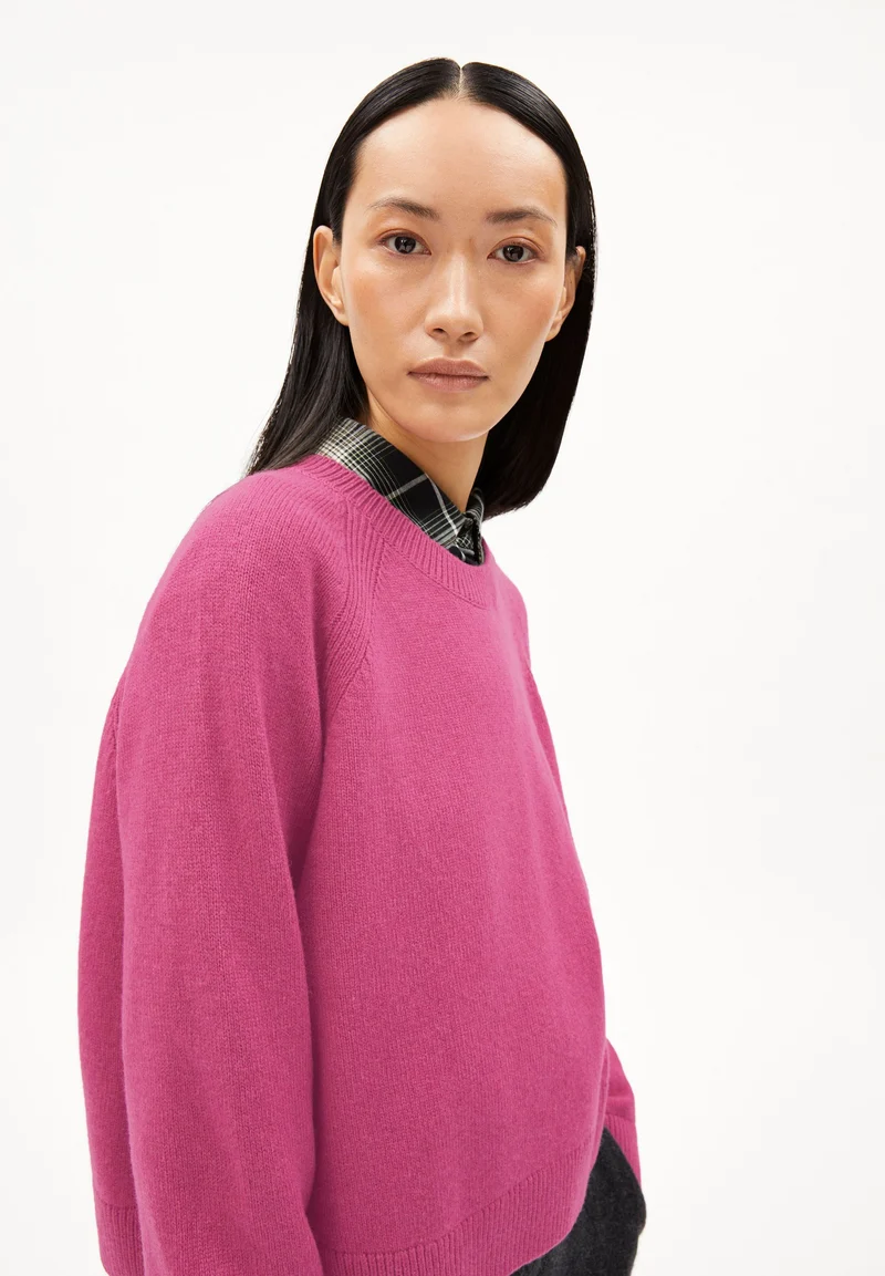 DILIRIAA REGLANA STRICKPULLOVER | crushed berry