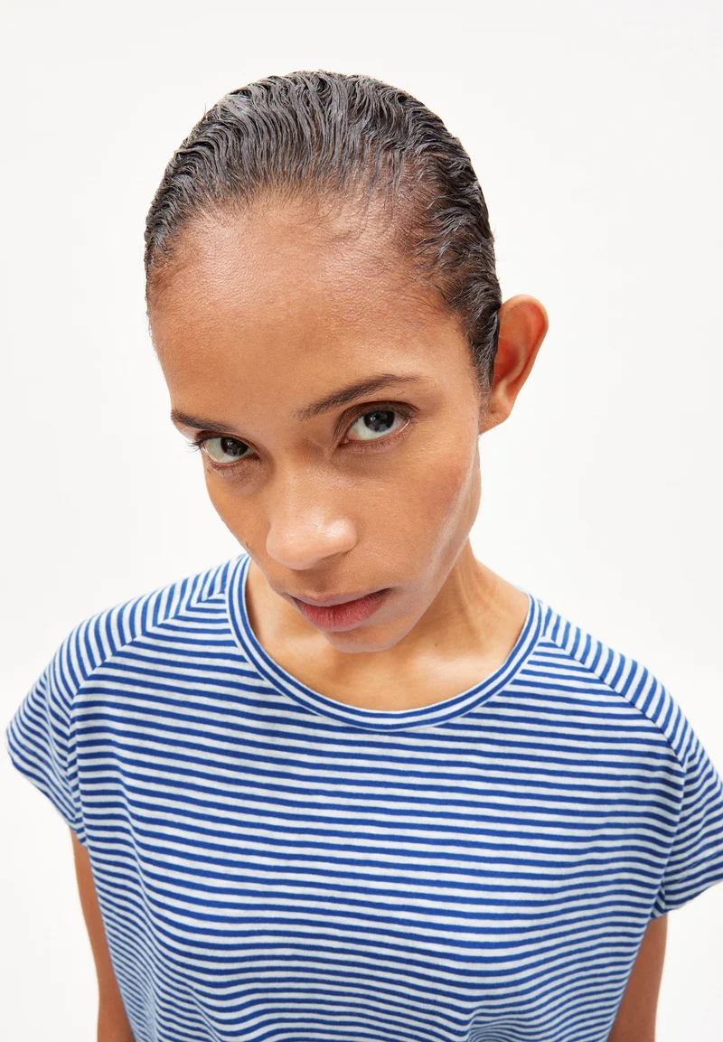 ONELIAA LOVELY STRIPES T-SHIRT | dynamo blue-oatmilk