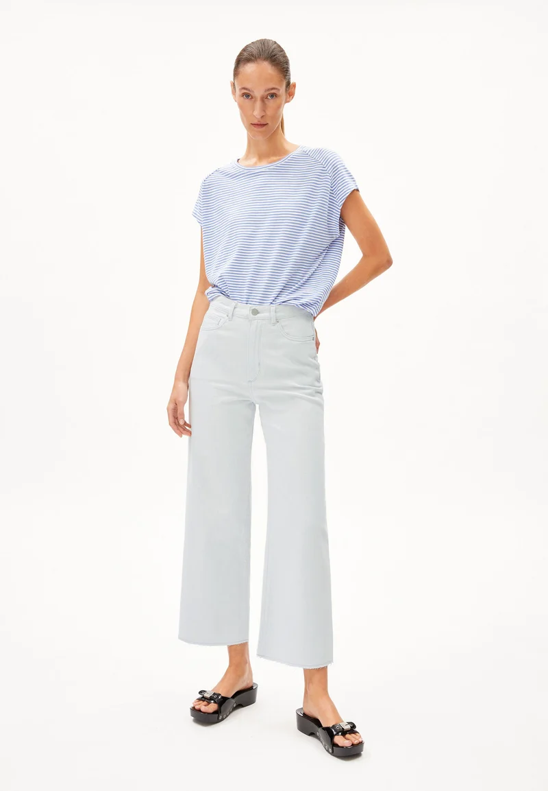 ONELIAA LOVELY STRIPES T-SHIRT | blue bloom-oatmilk