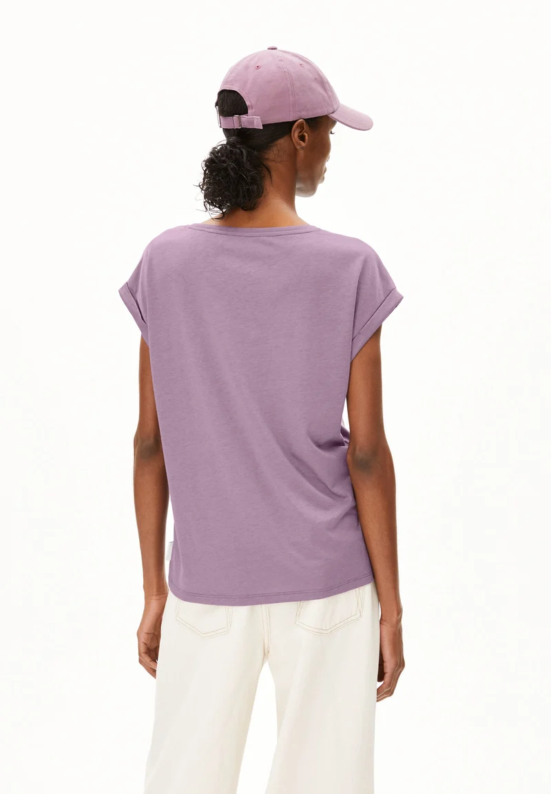 JILAANA T-SHIRT | sunset sky