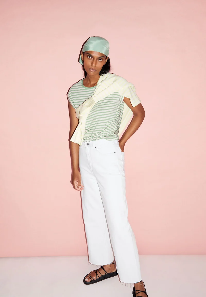 JILAANA STRIPES | smith green-oatmilk