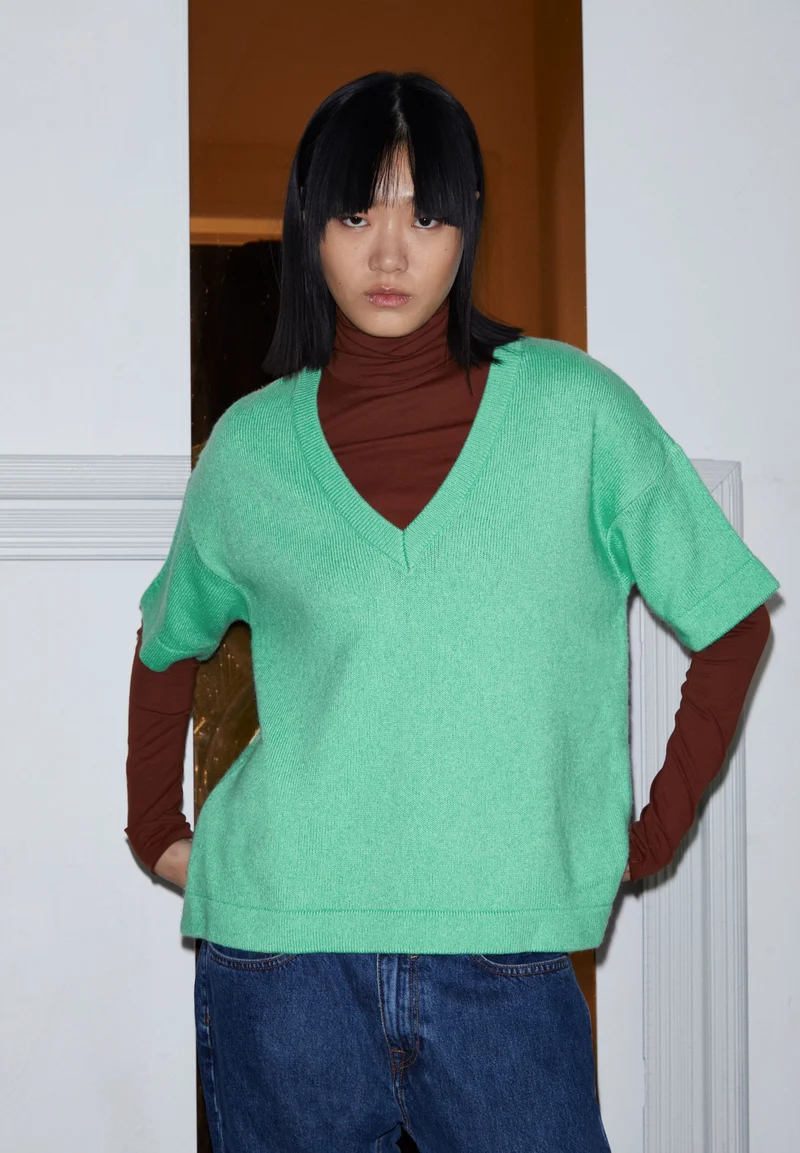 DAVINJAA SOFT | bright lime