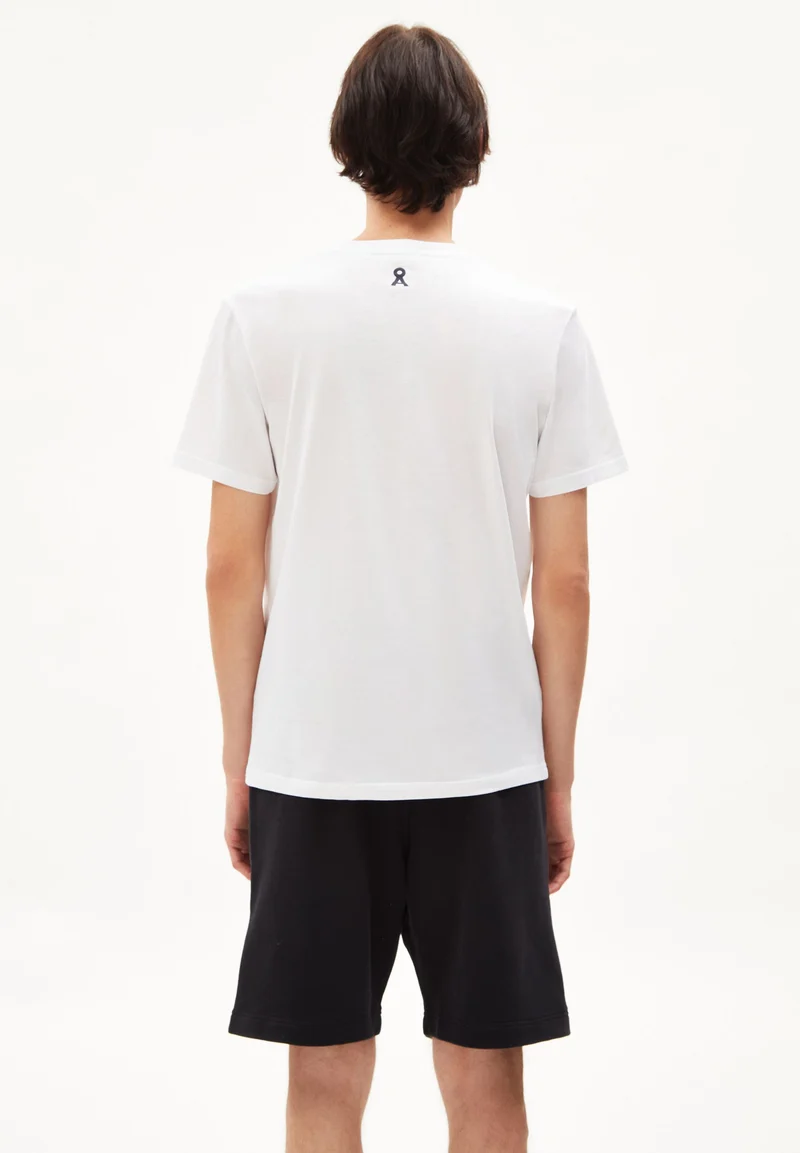JAAMES MOUNTAIN ICON | white