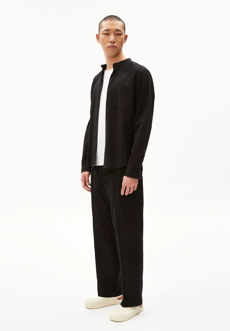 JAACKO LINO | black