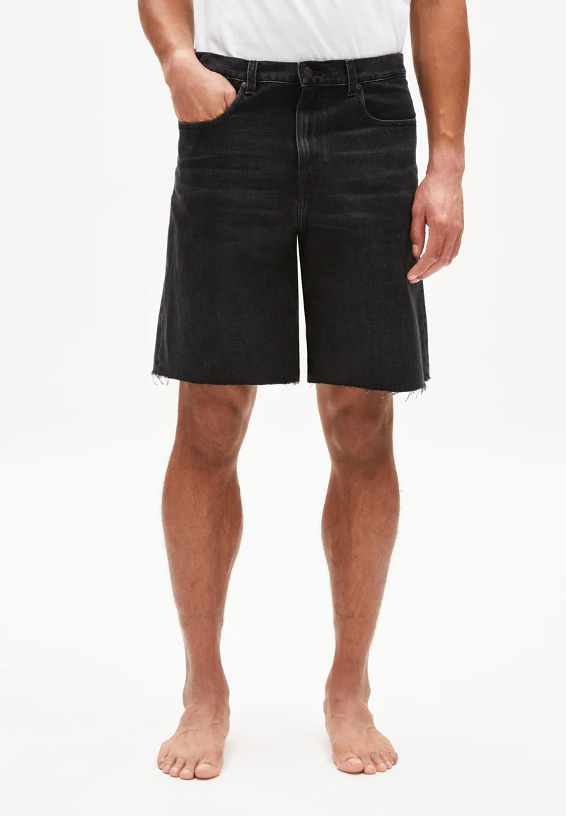 AASKO | worn out black