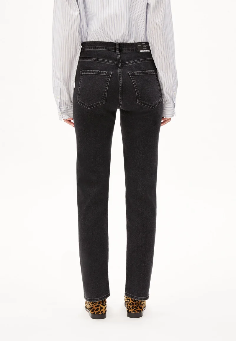 CARENAA MID STRAIGHT JEANS | true ebony black