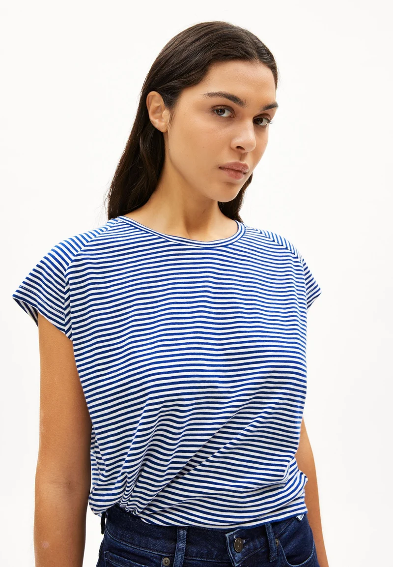 ONELIAA LOVELY STRIPES T-SHIRT | oatmilk-lapis blue