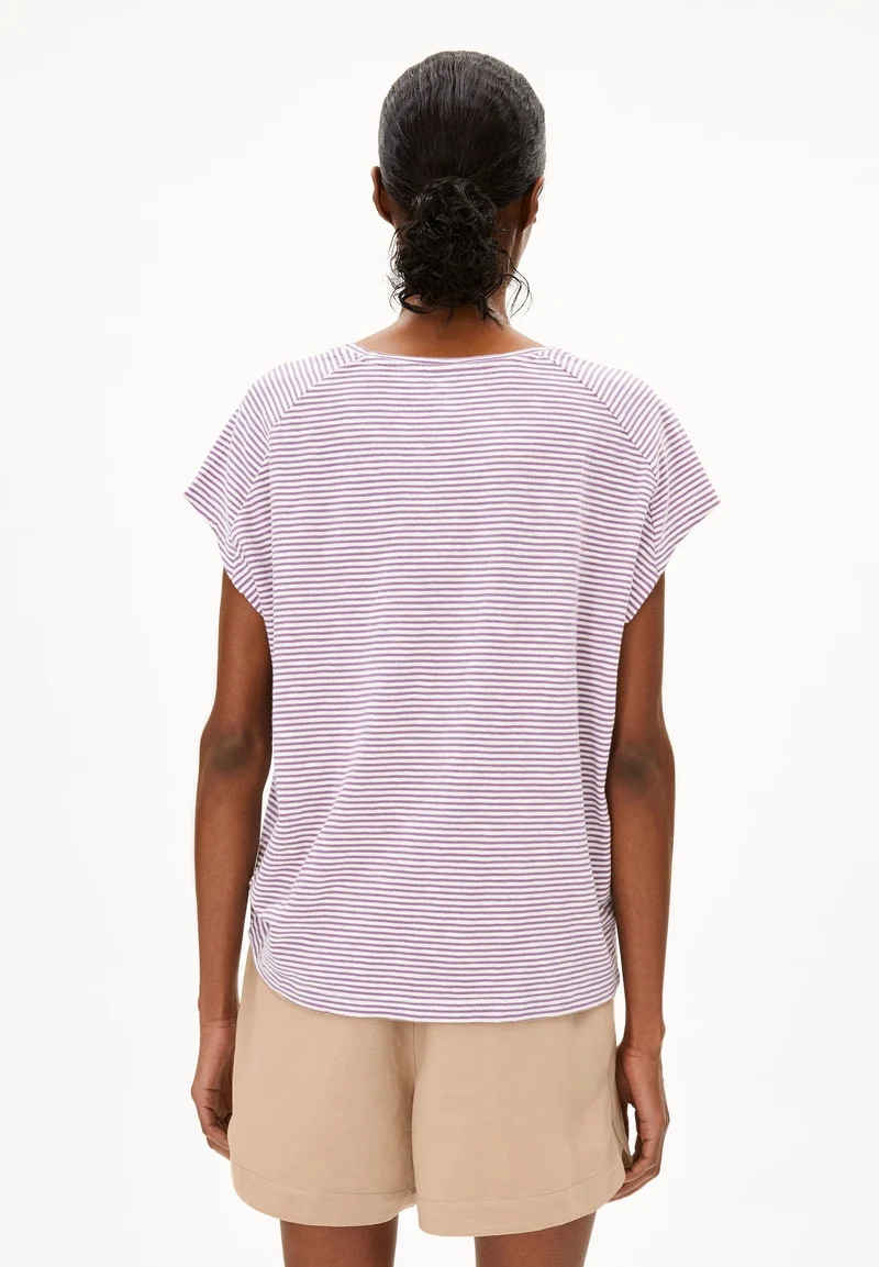 ONELIAA LOVELY STRIPES T-SHIRT | oatmilk-sunset sky