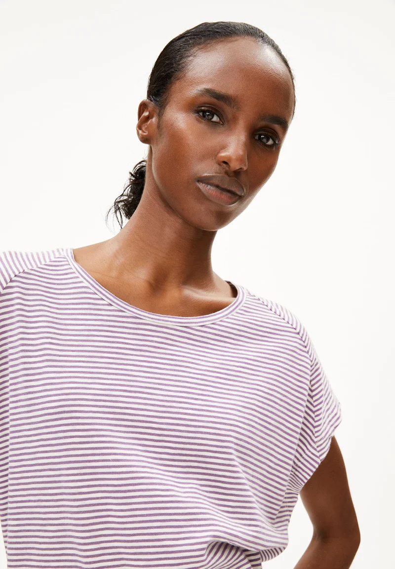 ONELIAA LOVELY STRIPES T-SHIRT | oatmilk-sunset sky