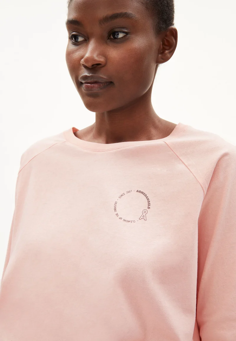 AMELIAA CIRCLE | rose quartz