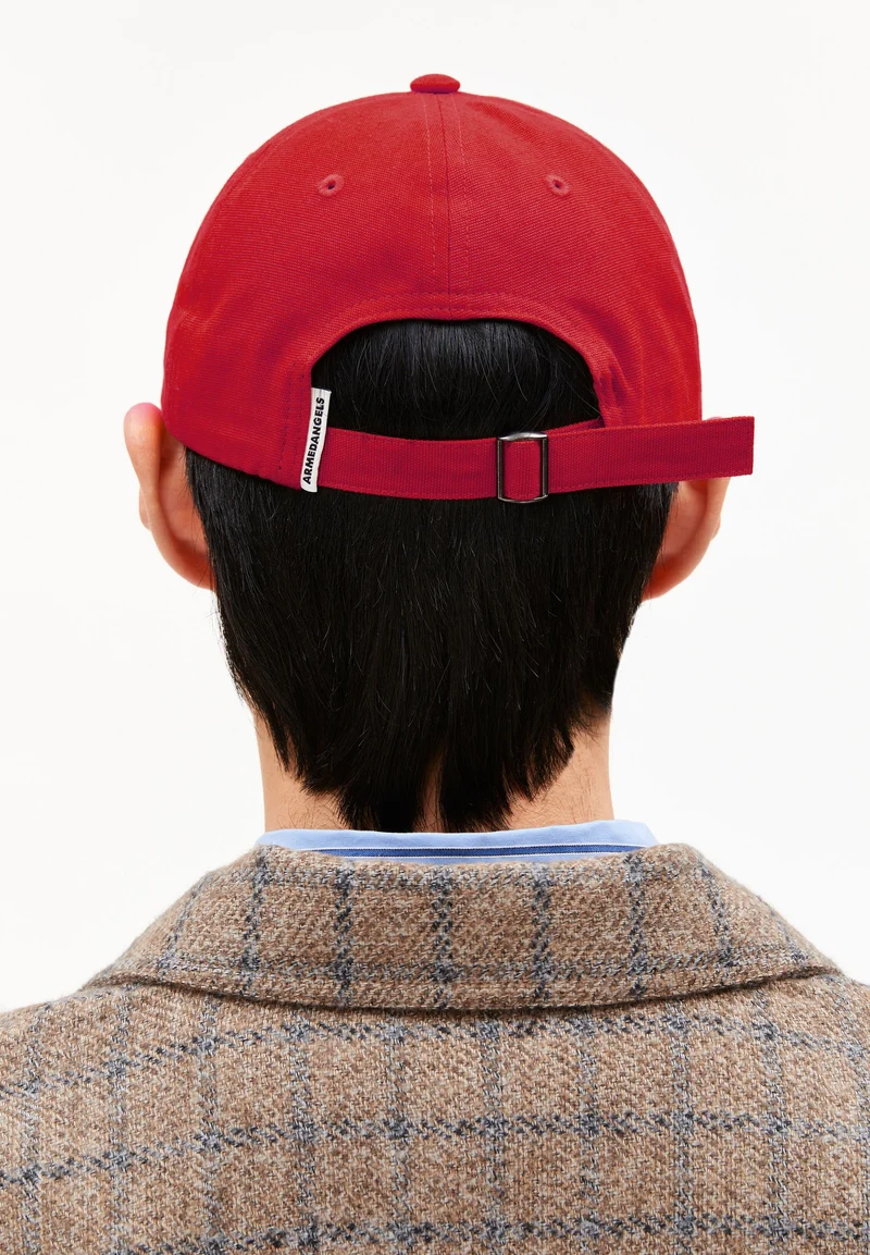 YENAAS BOLD KAPPE | scarlet red