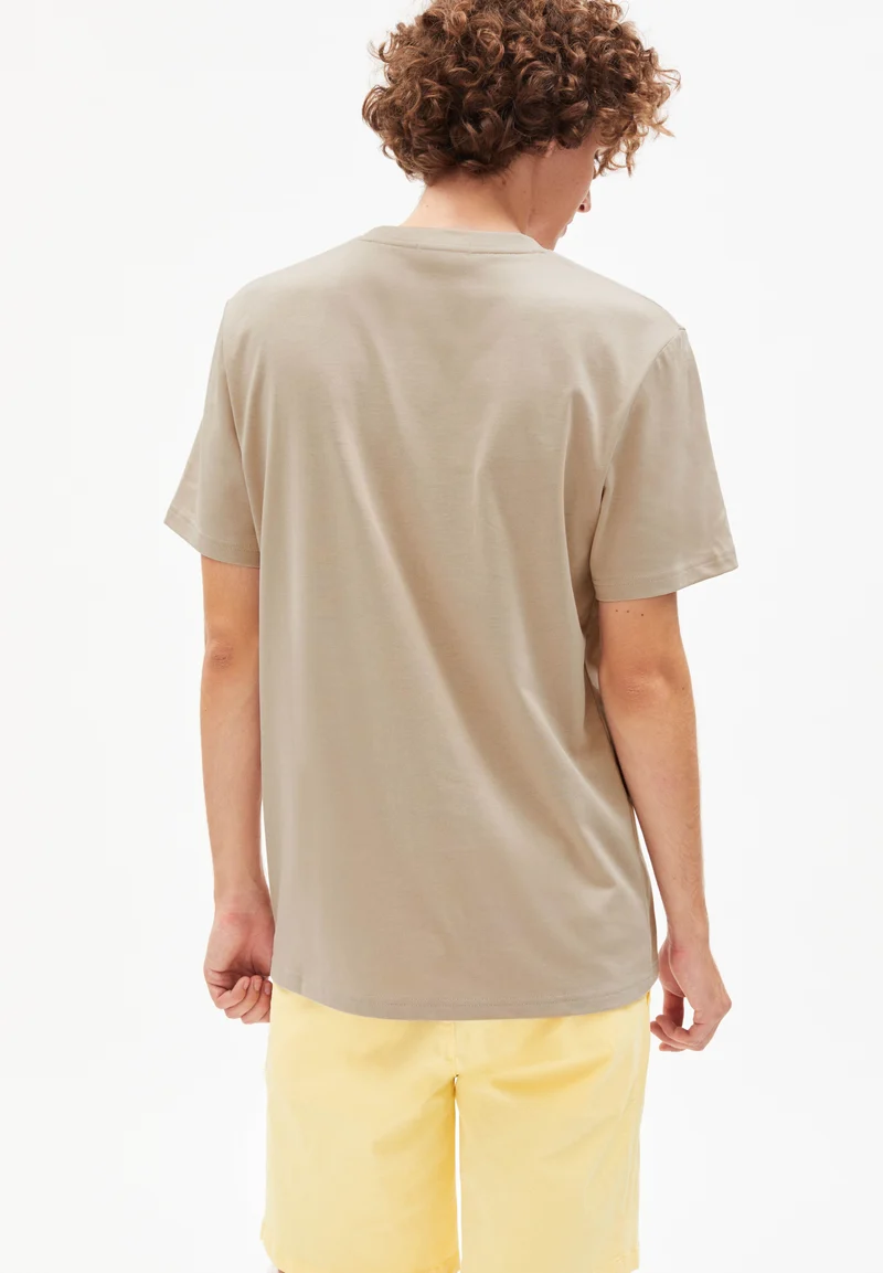 MAARKOS T-SHIRT | light desert