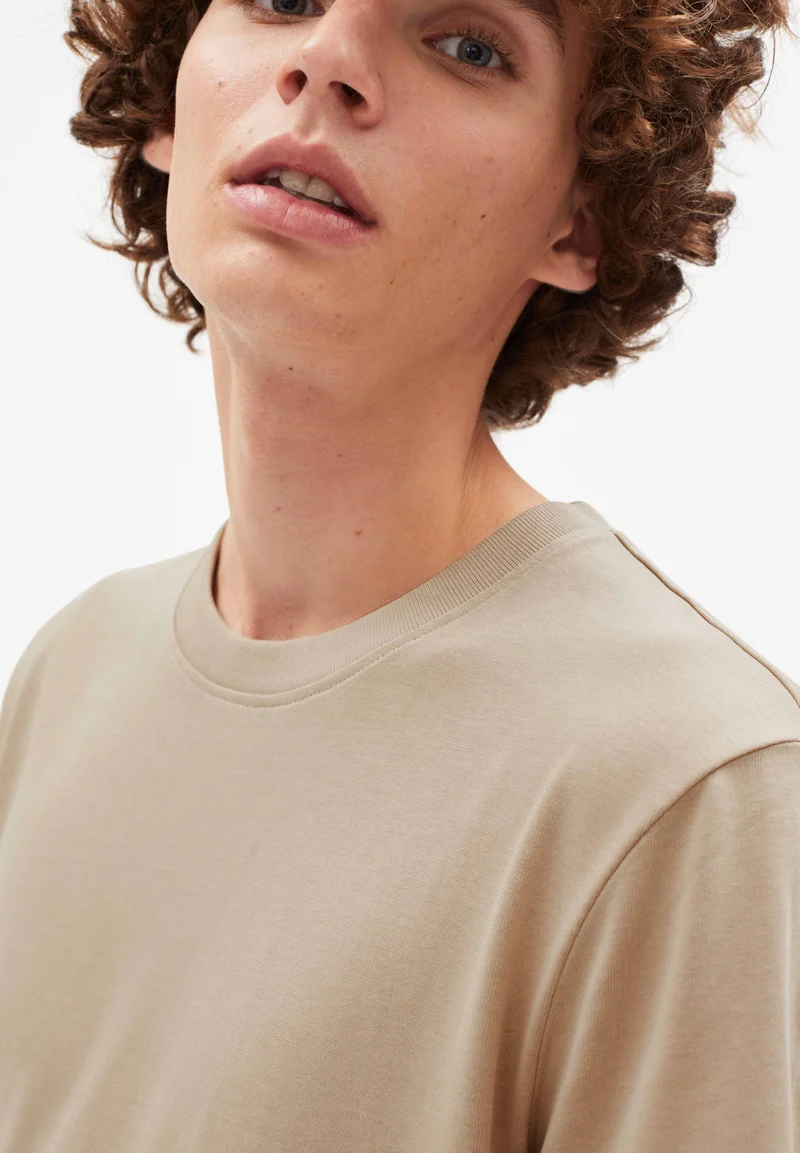 MAARKOS T-SHIRT | light desert