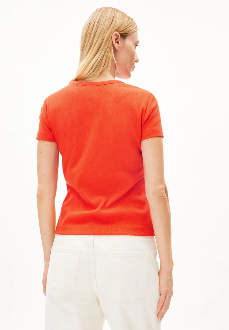KARDAA T-SHIRT | poppy red