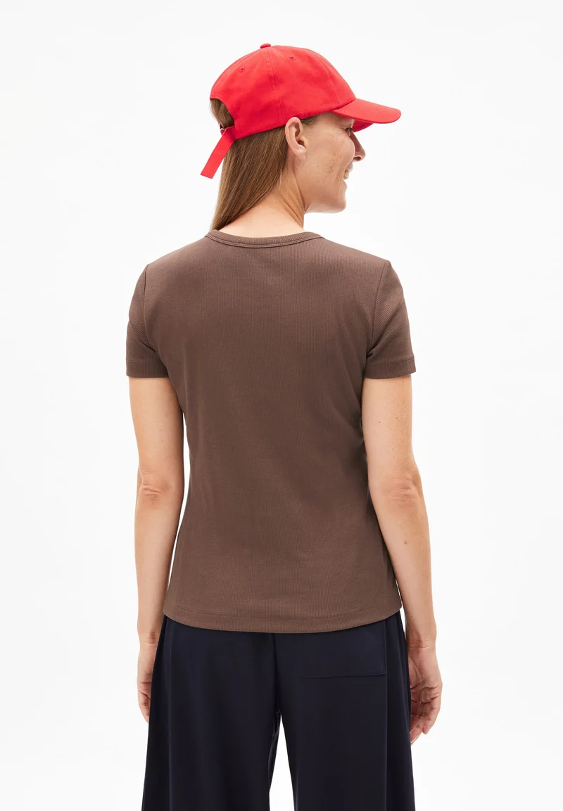 KARDAA T-SHIRT | toasty tan