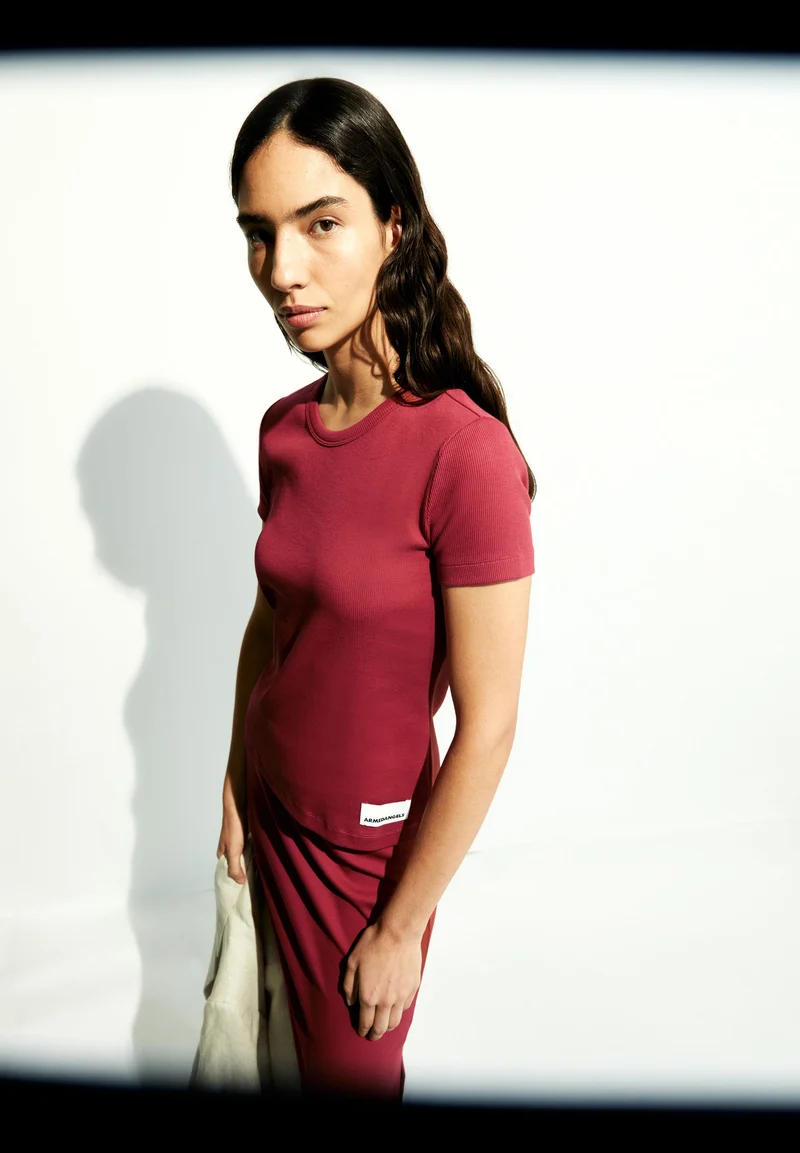 KARDAA T-SHIRT | red ash