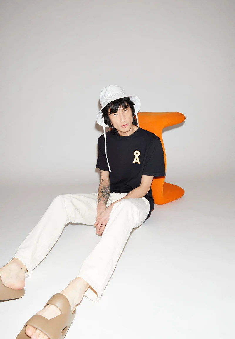 AADONI A SIGNATURE | black