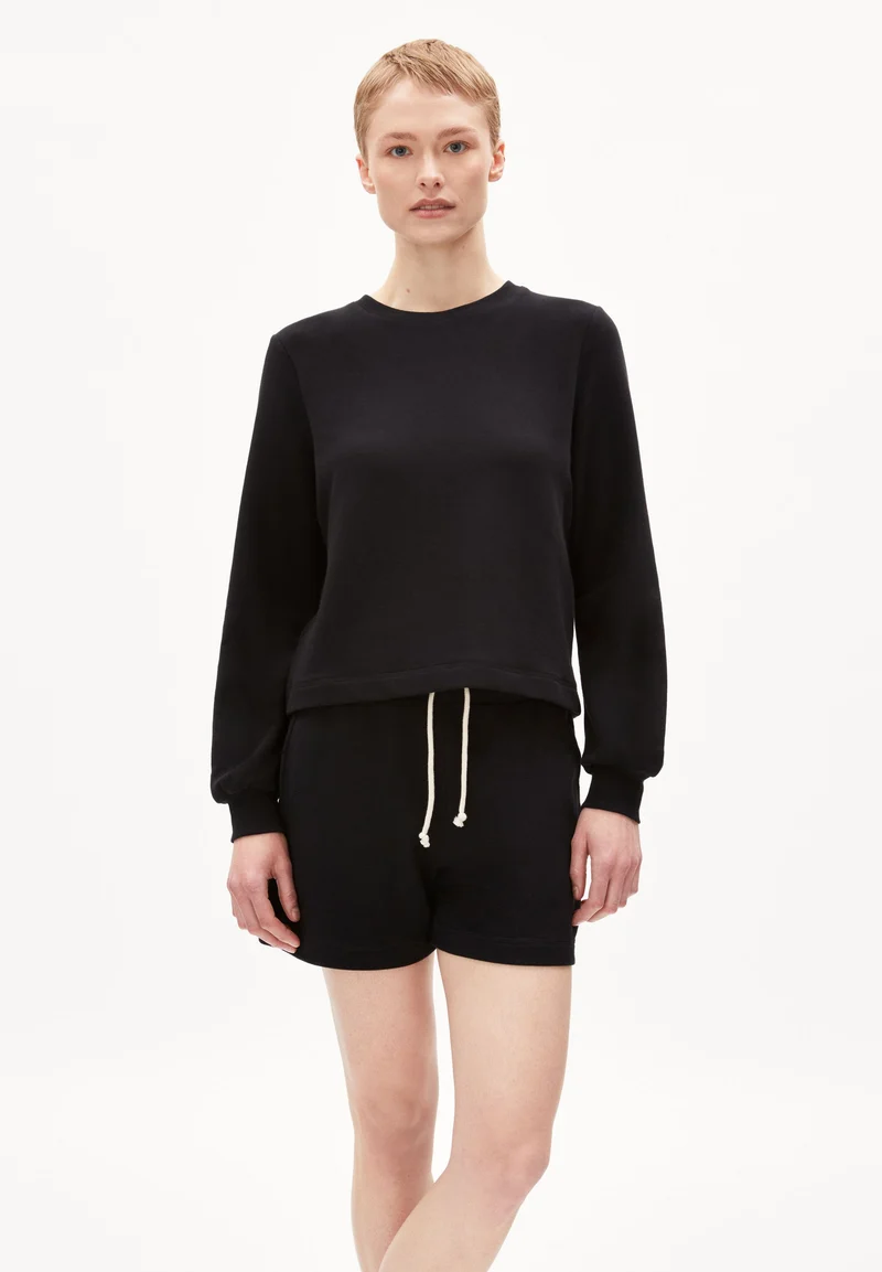 LUZIAANA | black