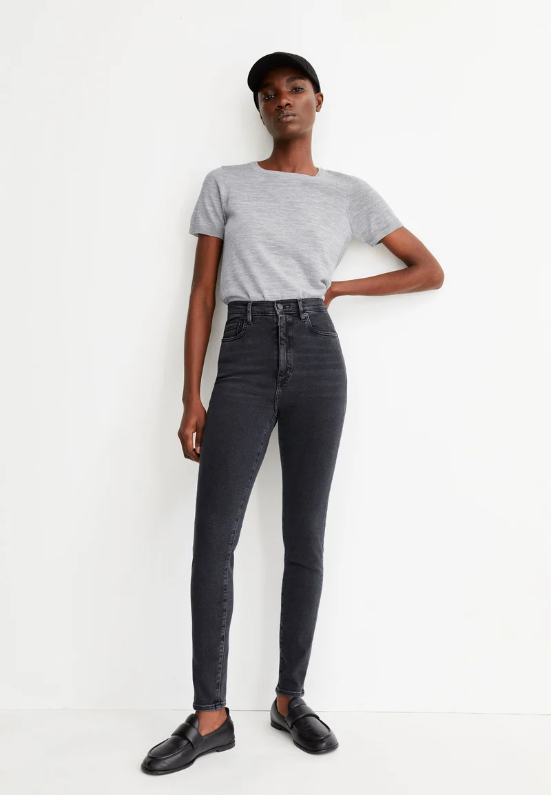 INGAA | true black washed