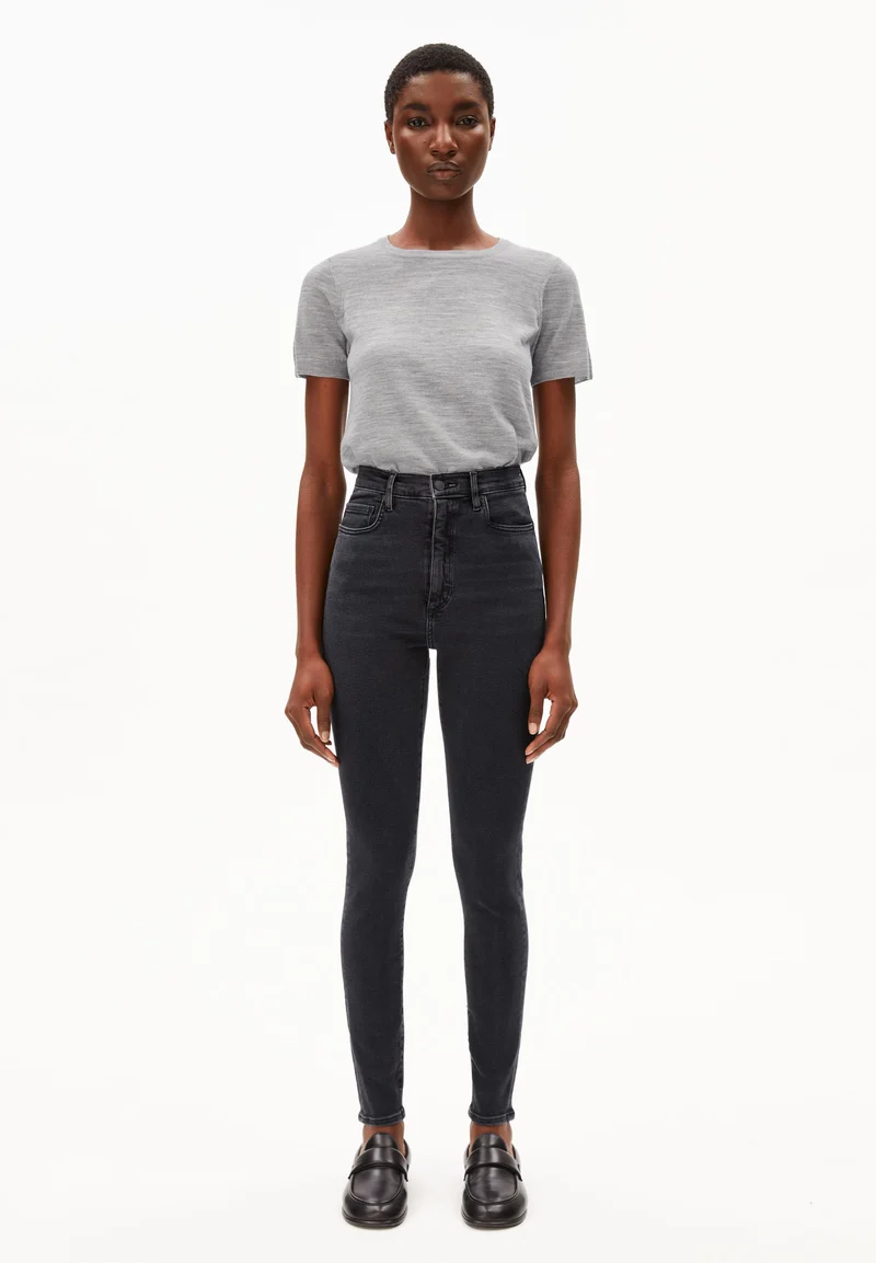 INGAA | true black washed