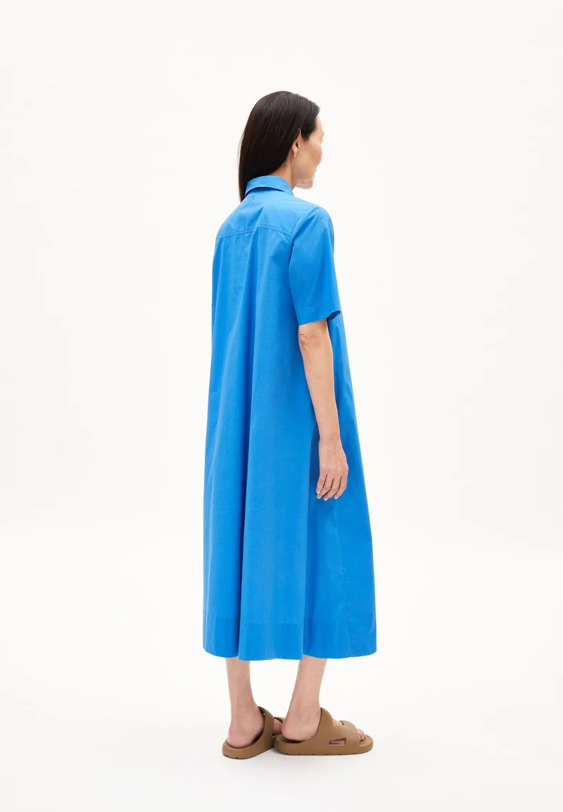 MARILAANA | warm blue