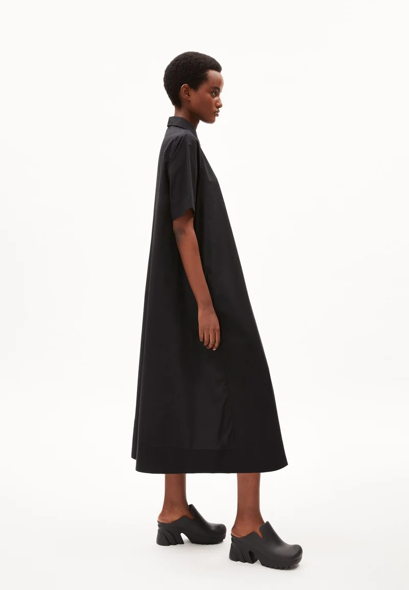 MARILAANA | black
