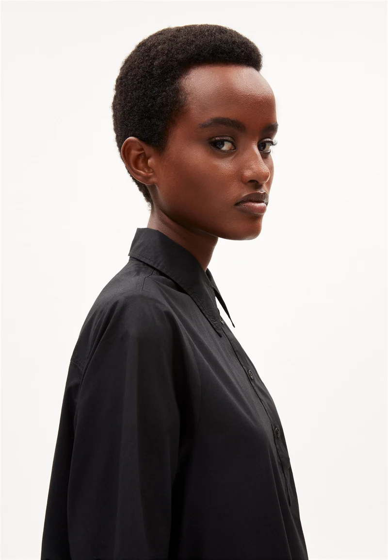 MARILAANA | black