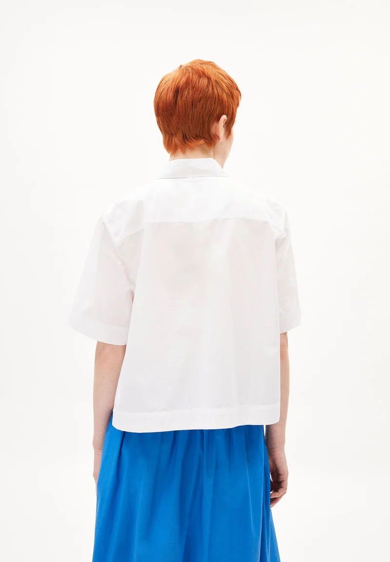 NELINAA | white