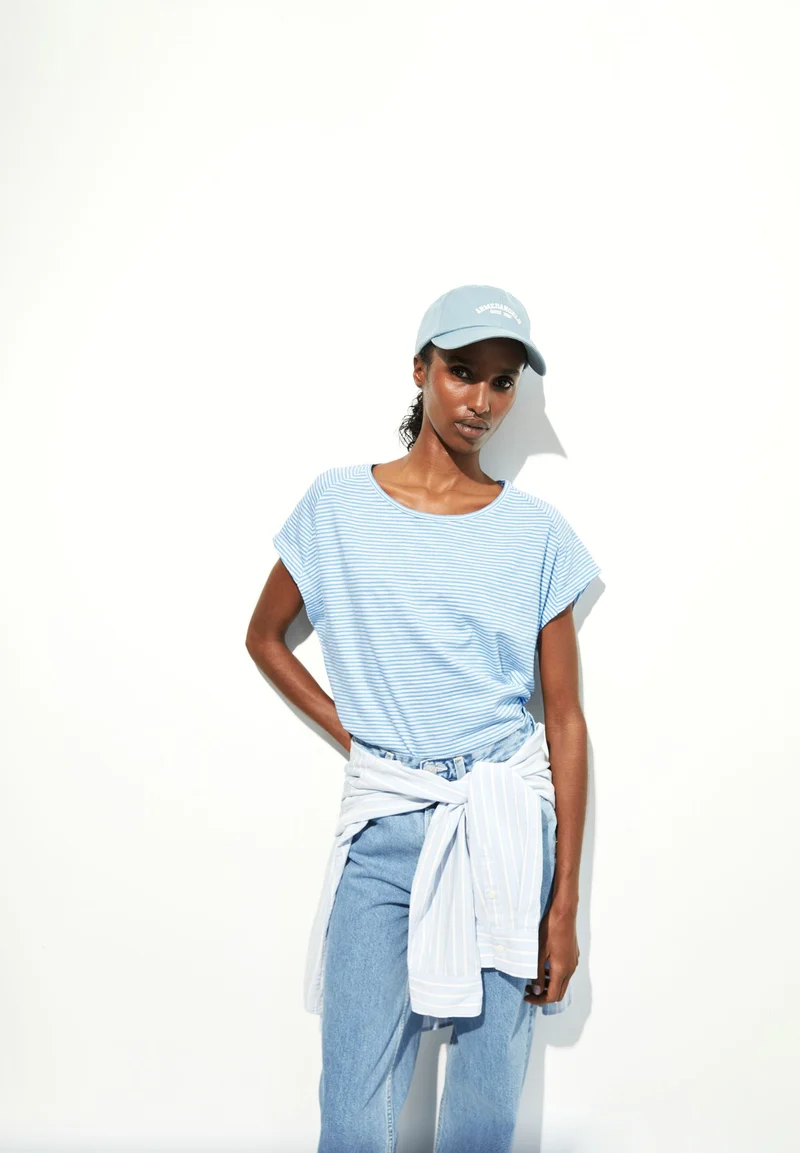 ONELIAA LOVELY STRIPES T-SHIRT | oatmilk-silky blue
