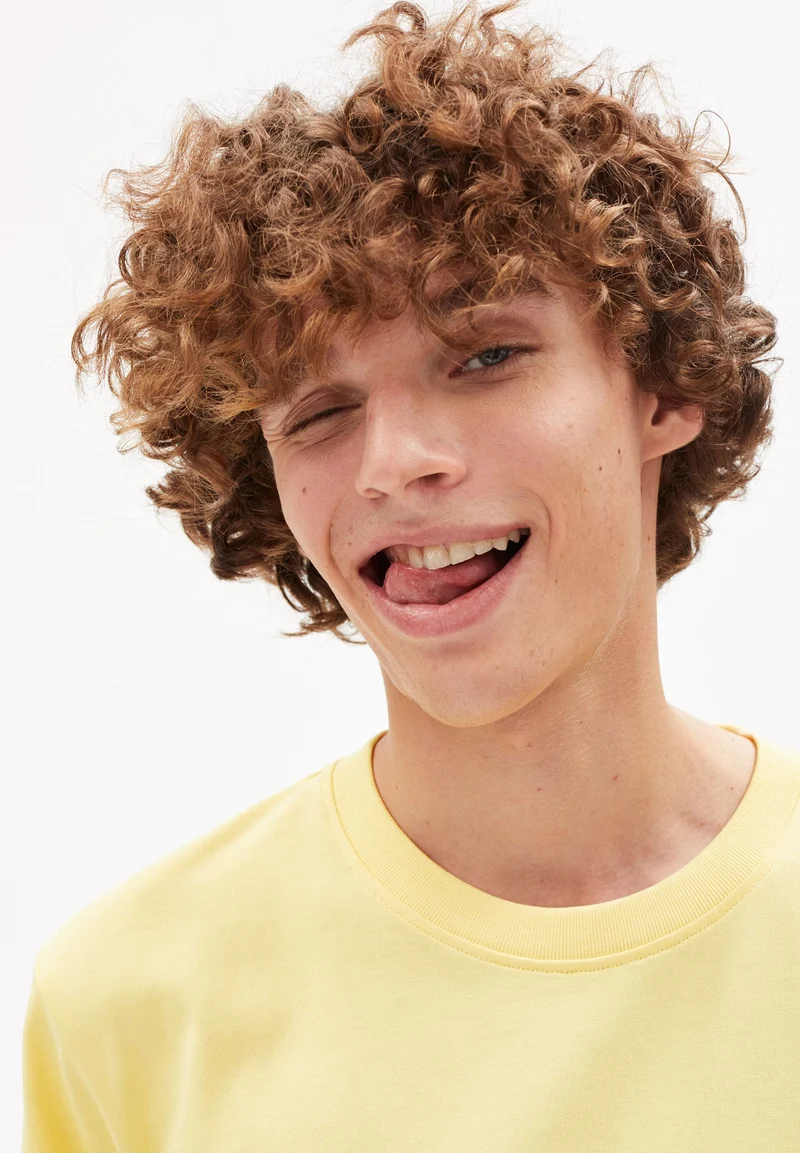 MAARKOS T-SHIRT | straw