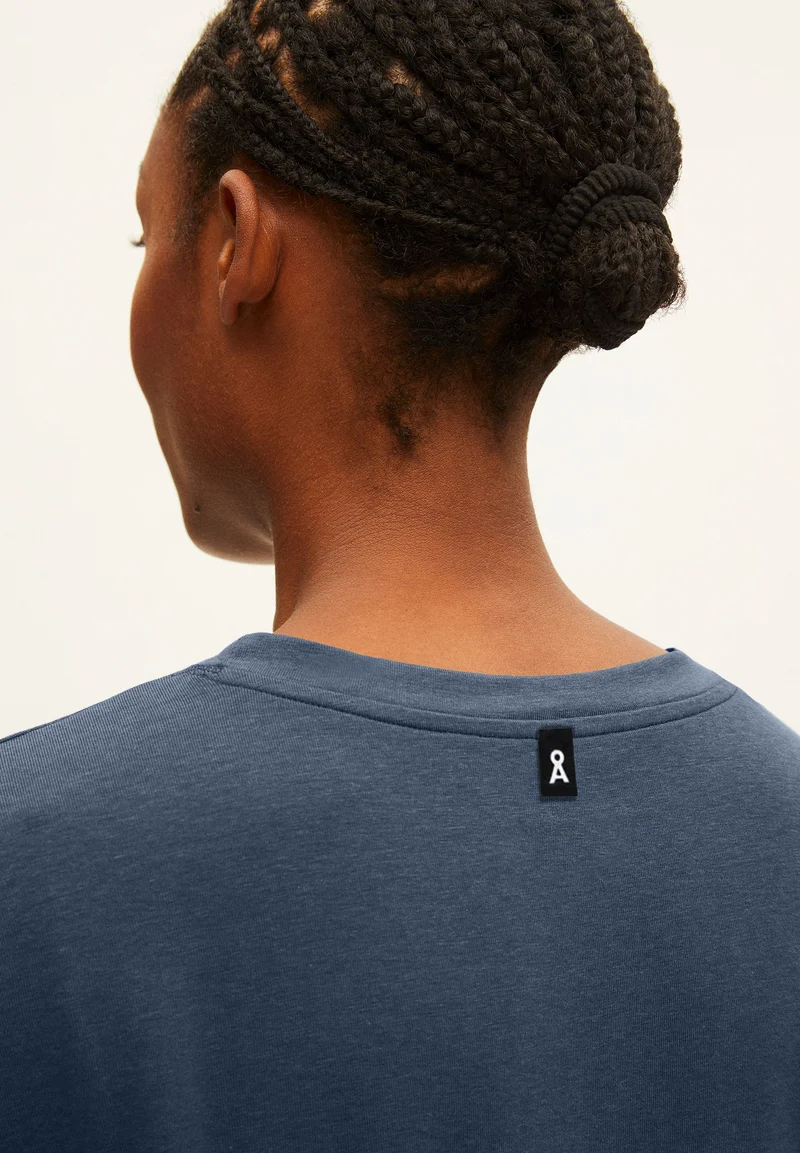 CLAAUDI | indigo