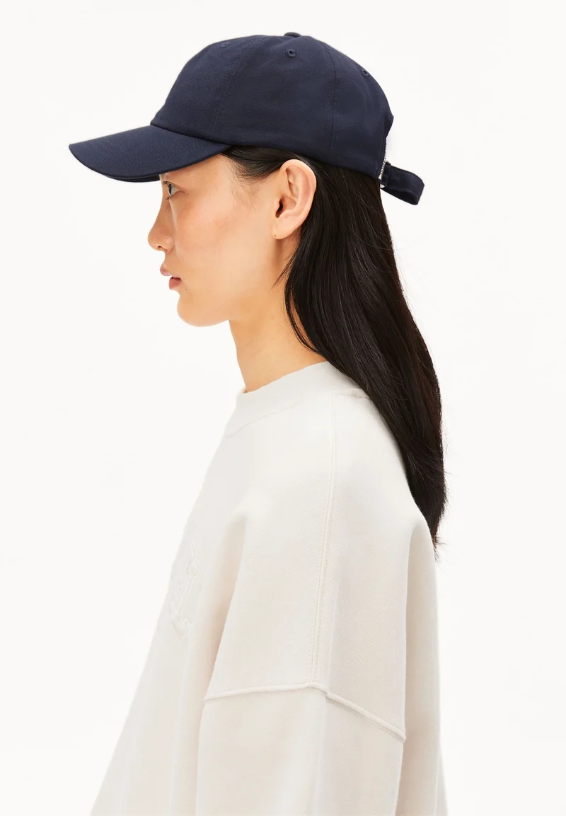 YENAAS BOLD KAPPE | night sky