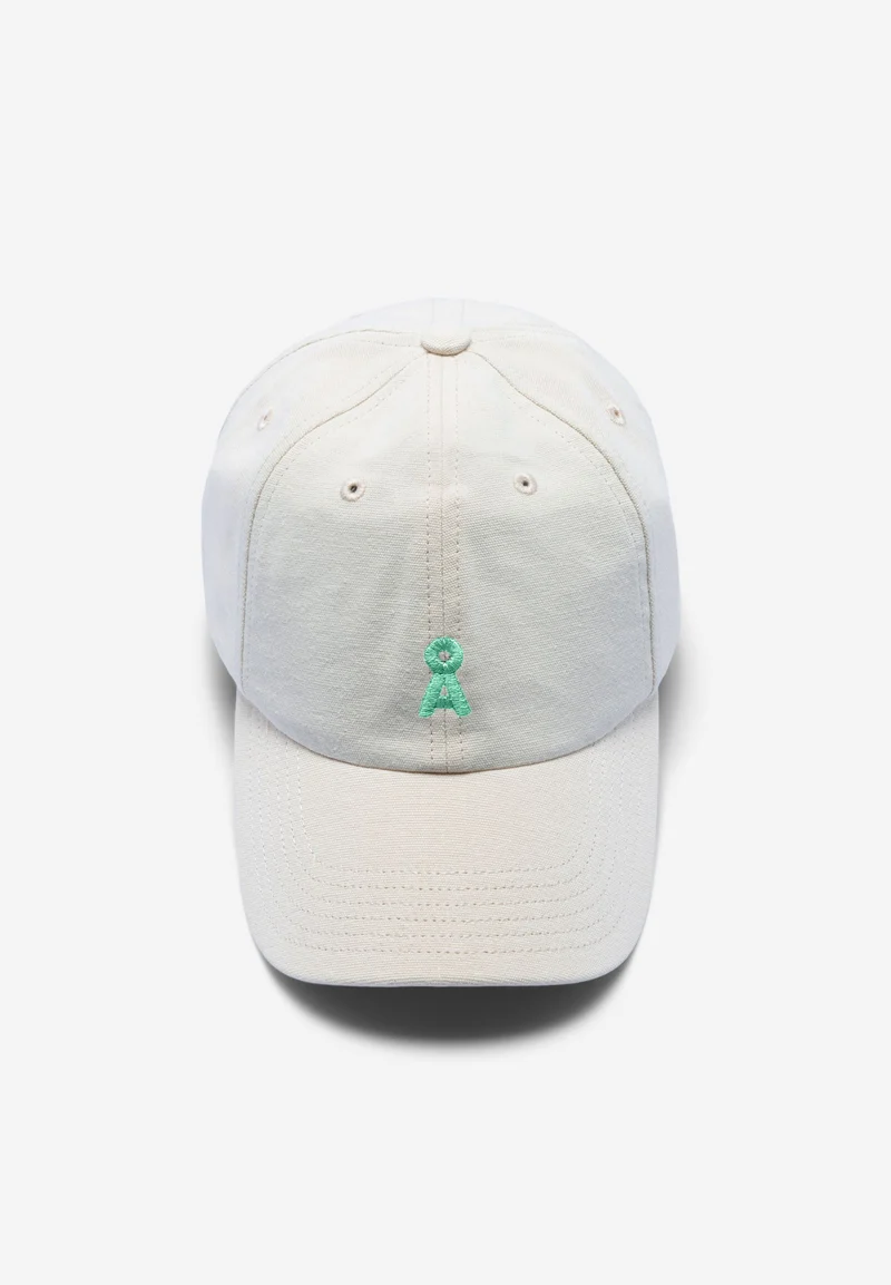 YENAAS BOLD KAPPE | oatmilk