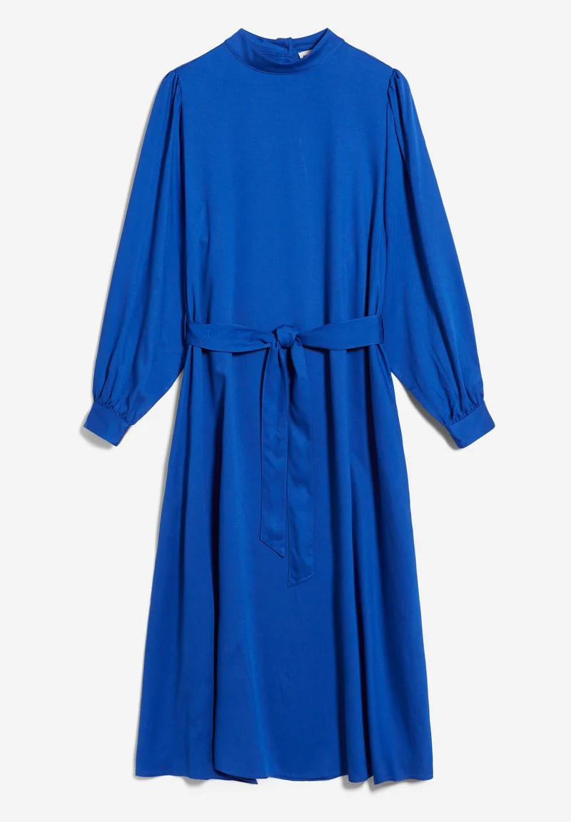 DAGMAAR | dynamo blue