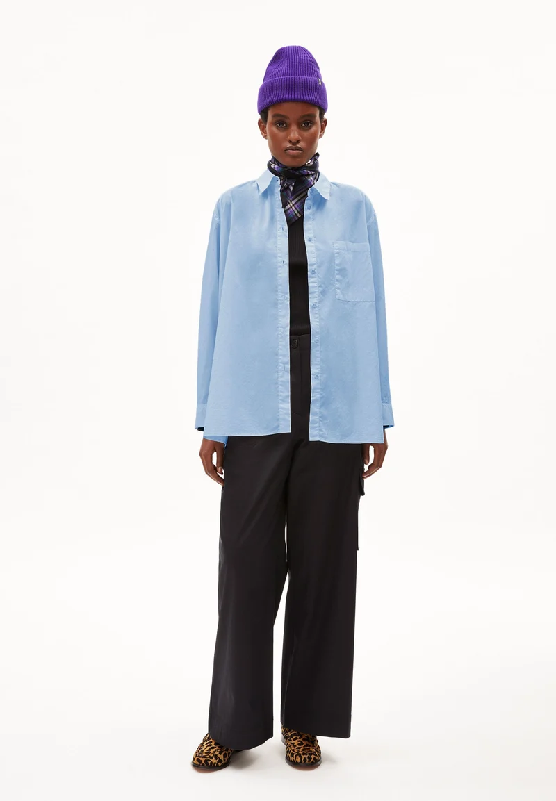 EALGAA | iceberg blue