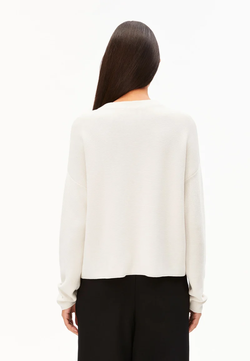 MERINAA STRICKPULLOVER | oatmilk