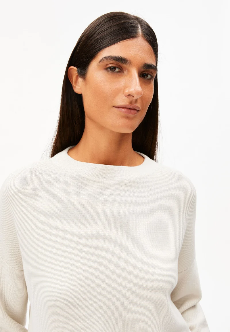 MERINAA STRICKPULLOVER | oatmilk