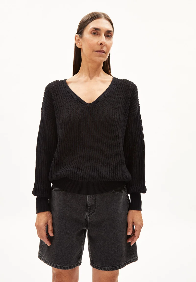 RANAA CROCHET LINO