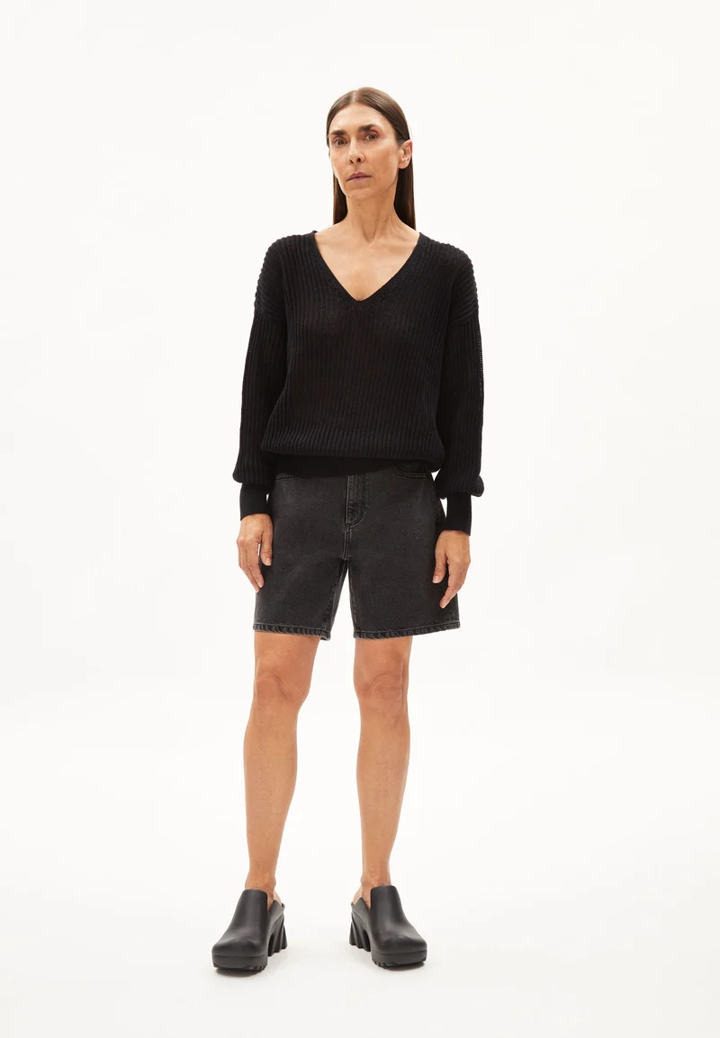 RANAA CROCHET LINO | black