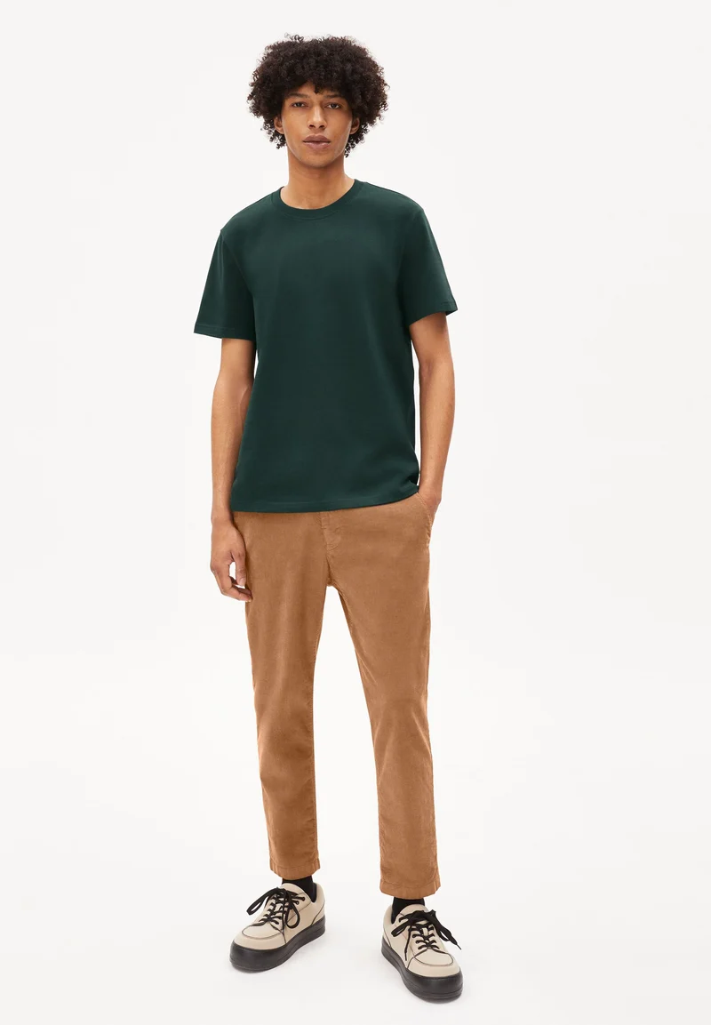 MAARKOS T-SHIRT | dark scarab