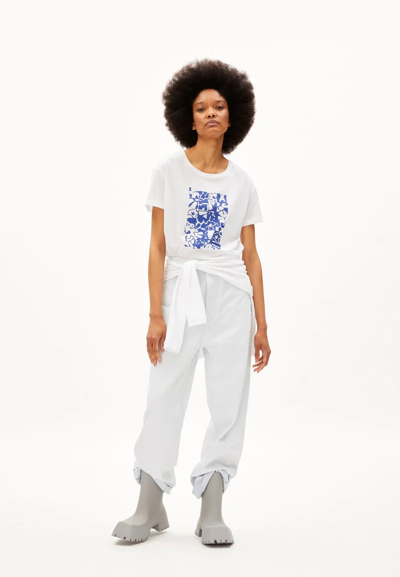 NELAA FLORAL | white