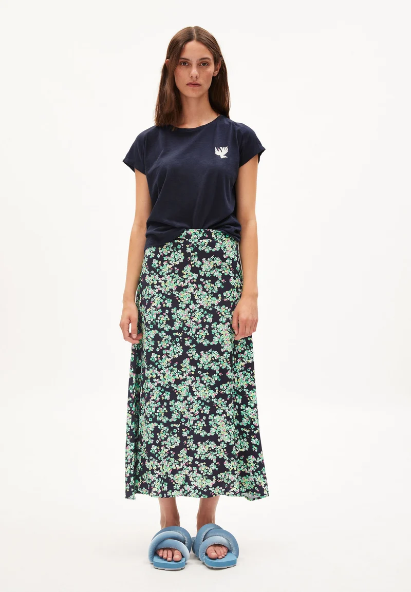 ONELIAA COLOMBE | night sky