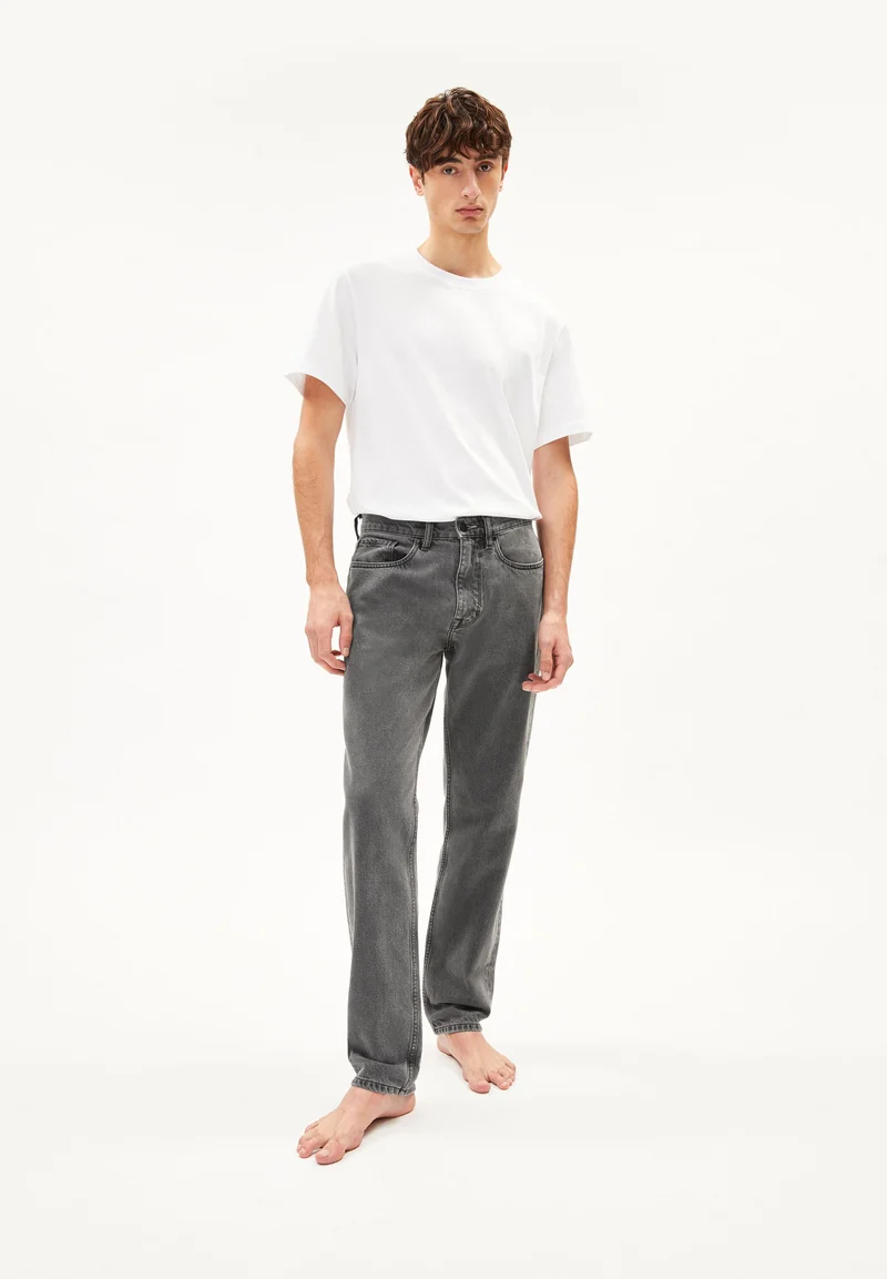 DYLAANO | smoky black