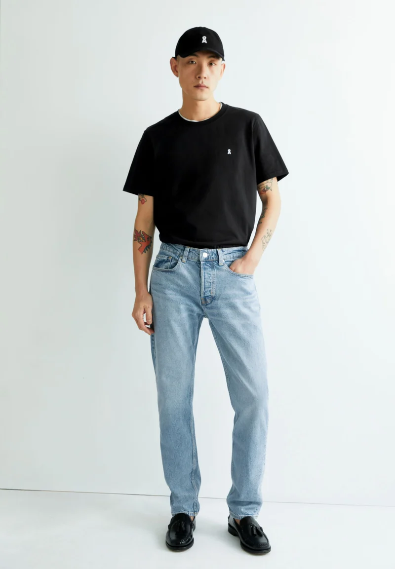 LAARON T-SHIRT | black