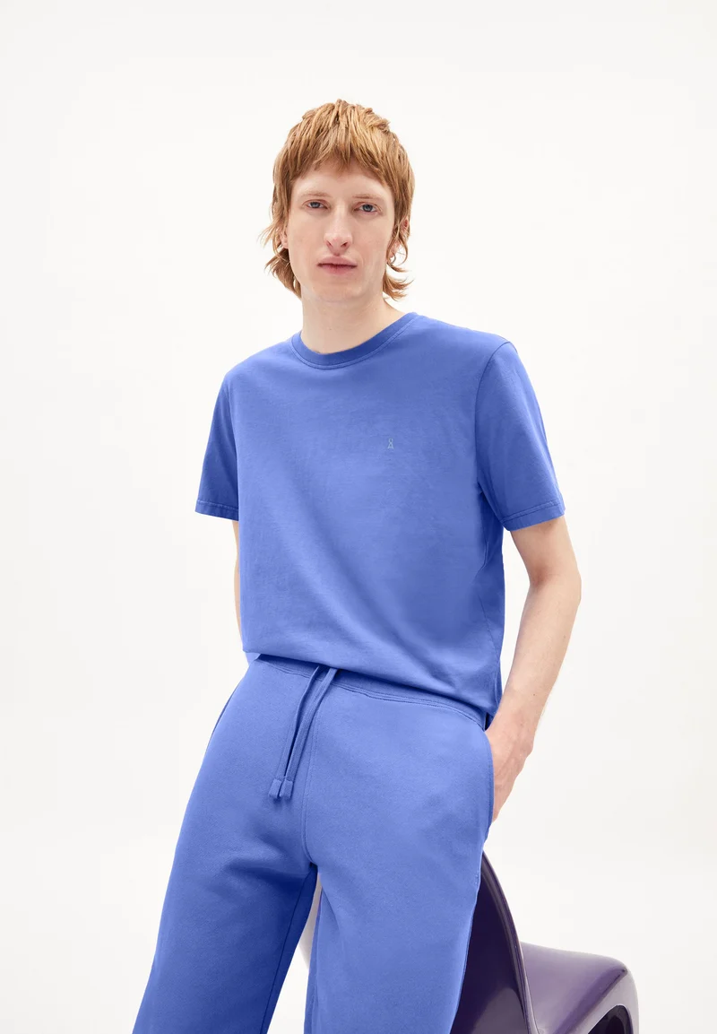 LAARON T-SHIRT | vibrant violet